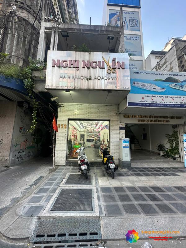 Sang Nhượng Salon Tóc Mặt Tiền Đường Ngay Góc Ngã 3 Trung Tâm Quận 10
