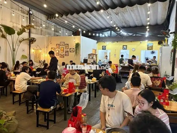 Sang quán thái dòng tiền tốt đầu bếp thái 100%