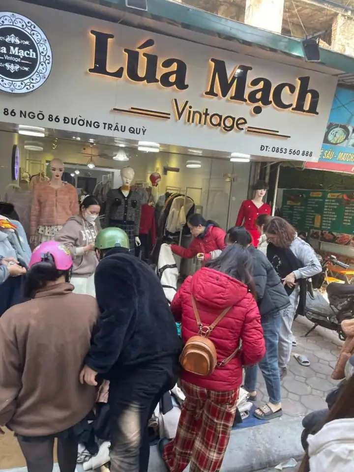 *Sang nhượng shop quần áo – trâu quỳ, Gia Lâm – vào là bán ngay *