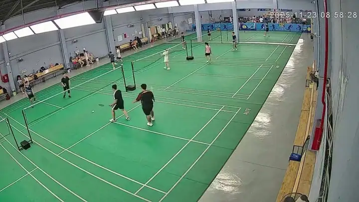Sang nhượng gấp cụm thể thao (6 sân cầu lông & 2 pickleball) – mặt tiền trần văn giàu