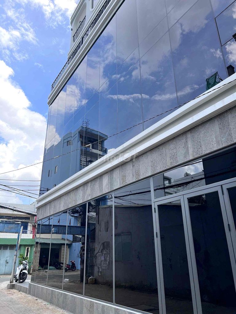 Villa Building Luxury 2MT- Biệt thự full Kính Tân Phú – ảnh 2