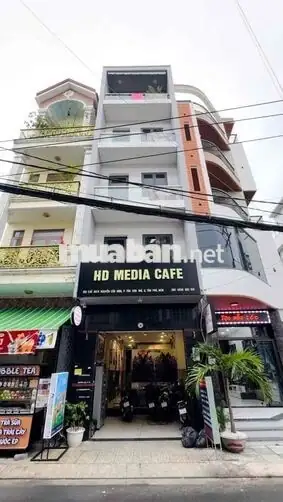 Sang nhanh quán Cafe Film Netflix - 250tr