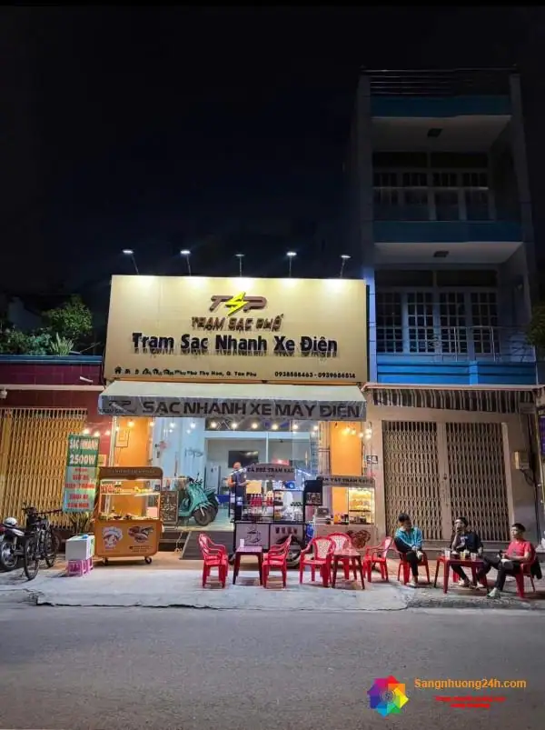 Sang nhượng quán cà phê kết hợp trạm sạc xe điện – có sẵn nguồn thu nhập hằng tháng