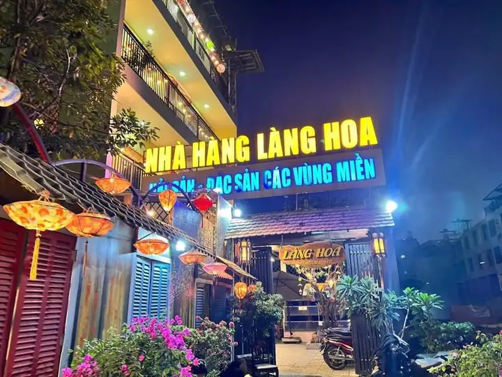 Sang nhượng gấp nhà hàng làng hoa – mặt tiền bờ kè Gò Vấp (chính chủ, không qua môi giới)
