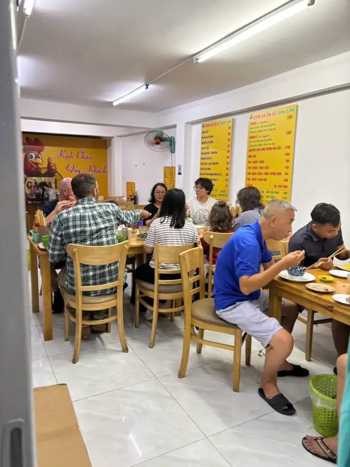 Sang nhượng quán phở + cơm – vào là kinh doanh ngay