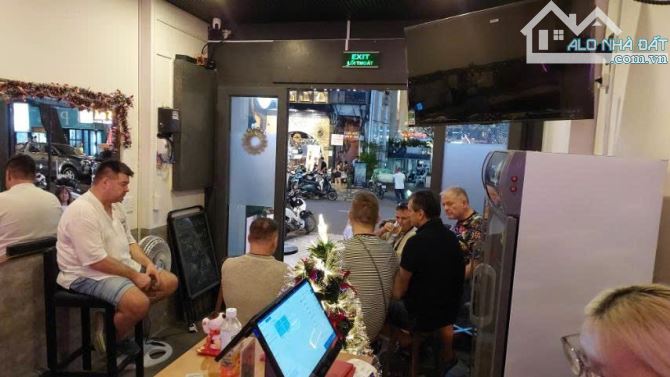 Cần sang quán cafe – bar – ăn uống gần phố đi bộ Q1 – ảnh 3