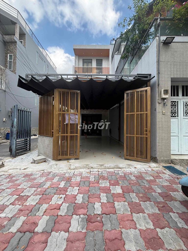 Cho thuê, sang nhượng MB kinh doanh 80m2, Đường Linh Trung, Thủ Đức