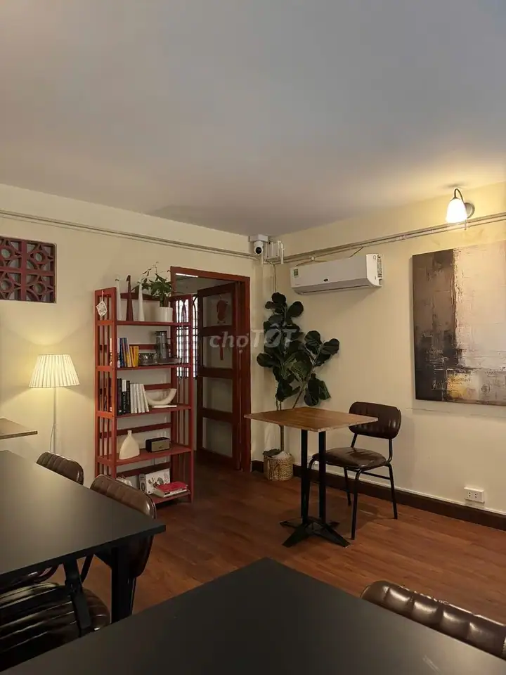 Sang nhượng quán cà phê - vào bán luôn