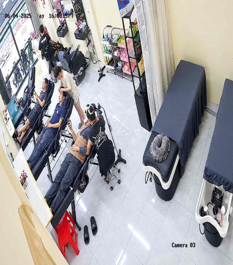 Sang nhượng tiệm tóc – ảnh 3