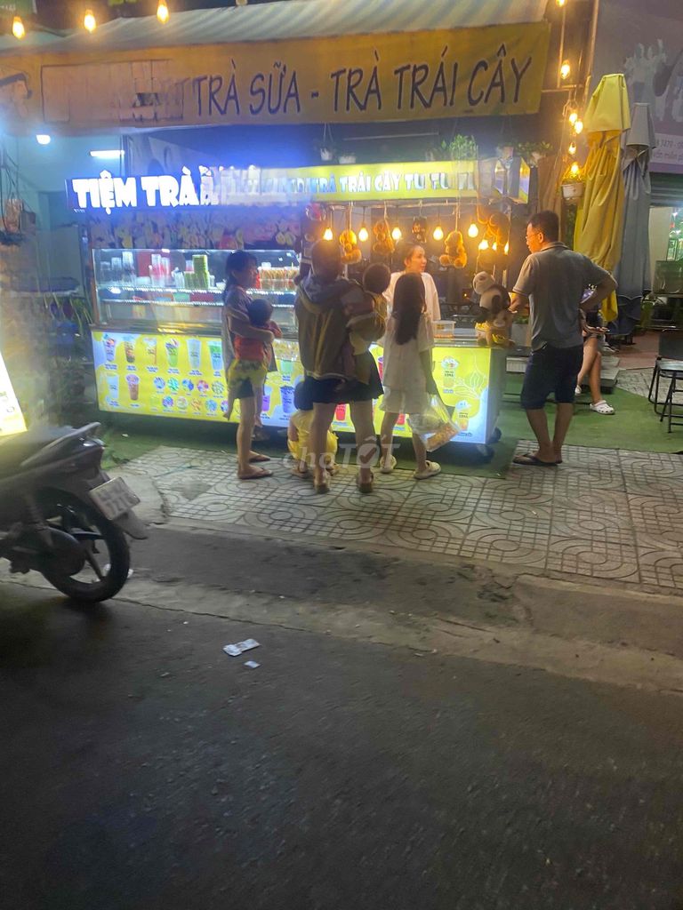 Sang quán trà sữa – ảnh 4