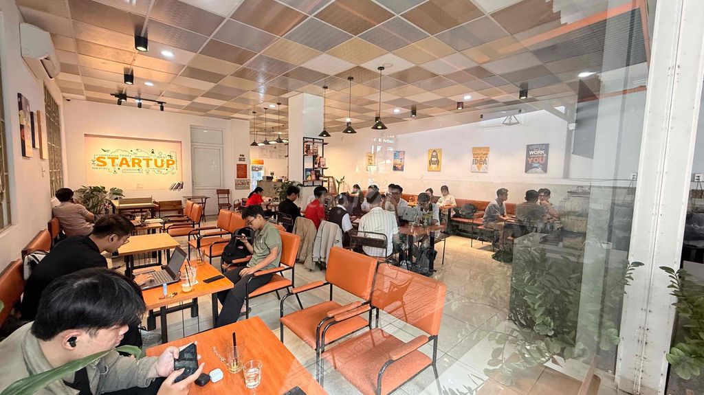 Sang nhượng quán cafe văn phòng & học tập – doanh thu ổn định