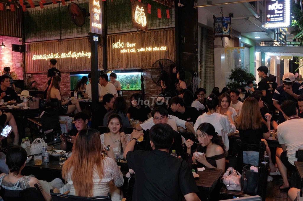 Cần sang nhượng MB kinh doanh quán nhậu 170m2 ngang 9m đường đống đa – ảnh 3