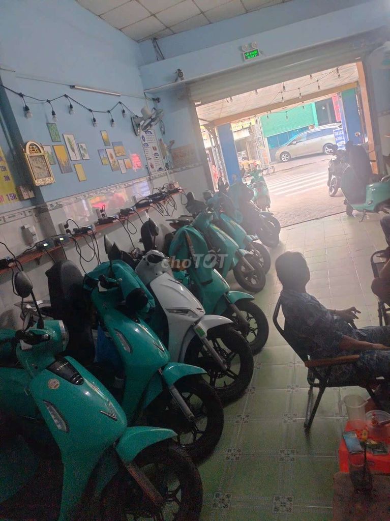 Sang gấp trạm sạc xe điện – ảnh 4