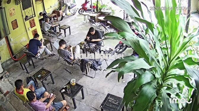 Sang mặt bằng cà phê lâu năm 130triệu