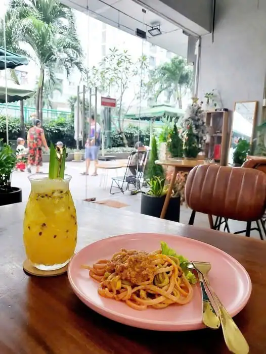 Sang quán cà phê “hot” – prosper plaza, Q12