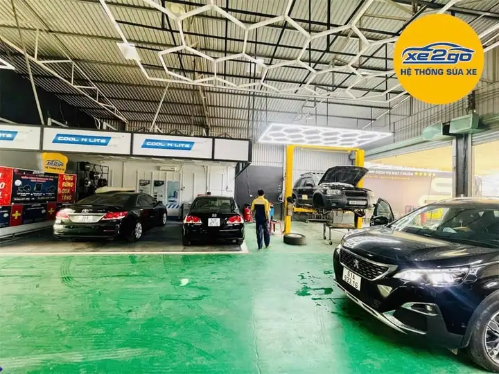 Sang nhượng garage Ô tô diện tích lớn tại Thủ Dầu Một