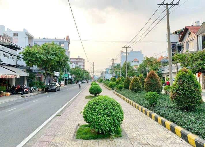 Sang spa MT Hiền Vương full NT, 7PN - 8WC
