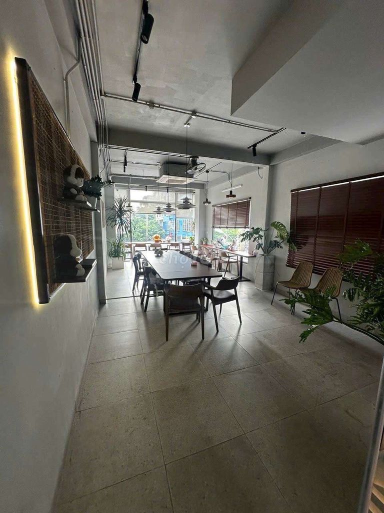 Sang nhượng quán trà sữa – nguyễn gia trí P26 khu sầm uất bậc nhất BTH