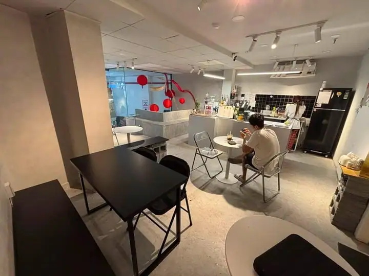 Sang nhượng quán cafe núp hẻm – Bình Thạnh