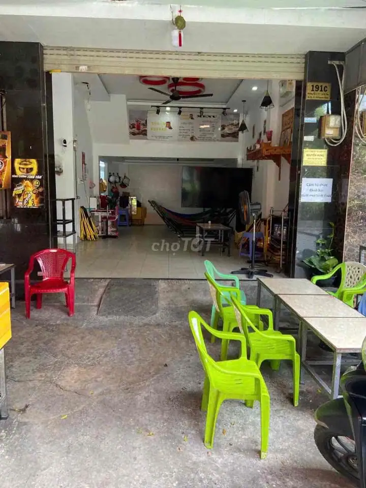 Sang nhượng 5 phòng trọ có mặt bằng kinh doanh