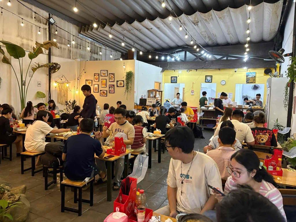 Sang quán thái doanh thu 250-300Tr đầu bếp thái 100%