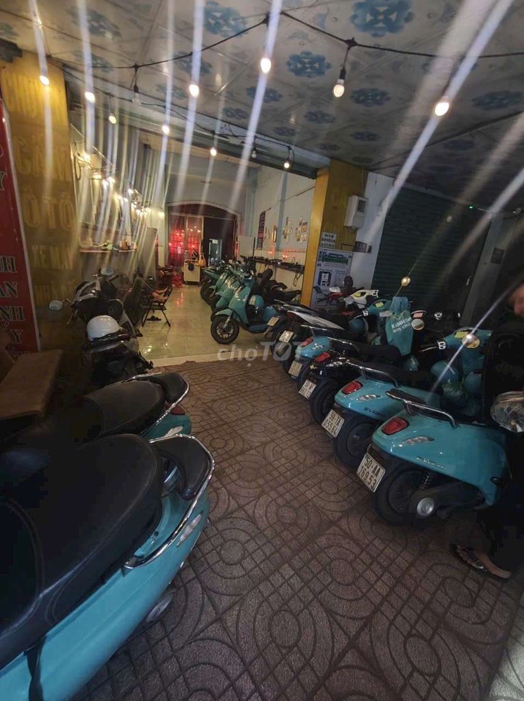 Sang gấp trạm sạc – ảnh 2