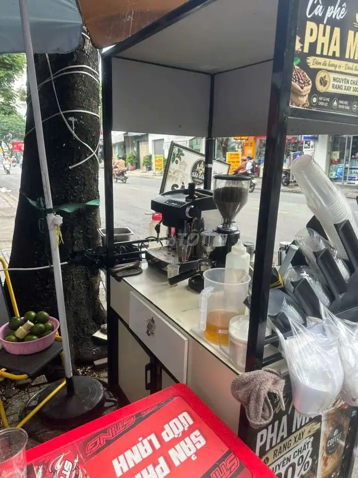 Sang cây cafe có lượng khách ổn định