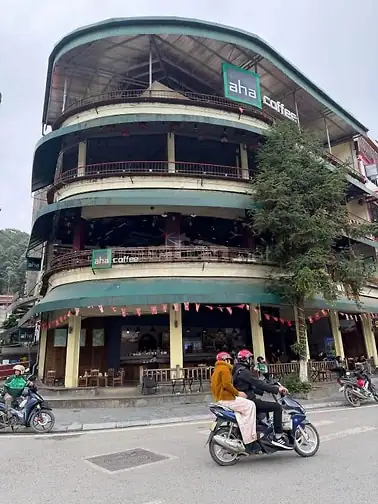 Sang nhượng quán cafe lô góc cực đông tại khu văn phòng Đống Đa – ảnh 2