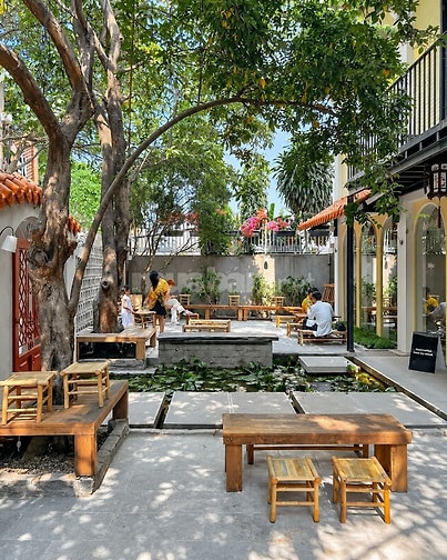 Nhượng Cafe Sân Vườn Nhỏ Xinh Tại Khu Nguyễn Văn Tuyết