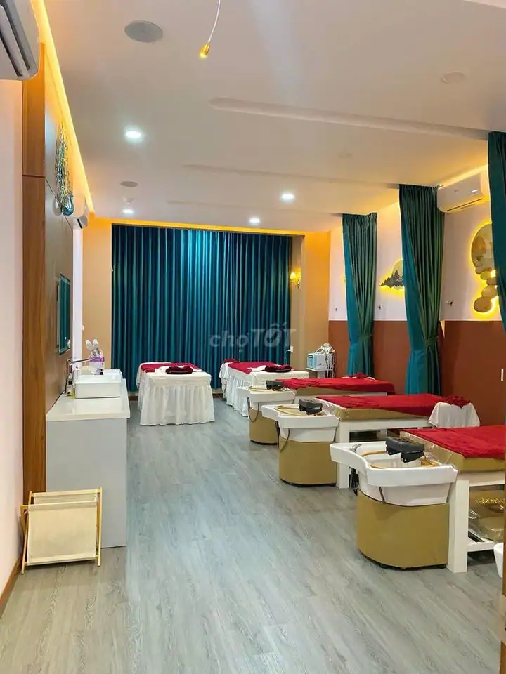 Sang tiệm massage 600m2 mặt tiền Trần Thủ Độ-Tân Phú, thuê chỉ 35tr