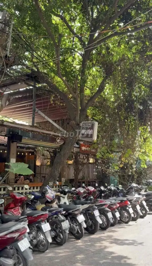 Sang quán cafe Nhà Mình khu k300