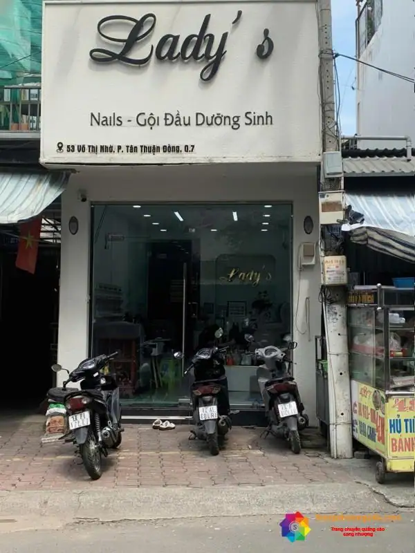 Sang nhượng tiệm nail gội đầu dưỡng sinh tại quận 7