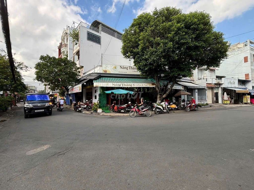 Sang quán cafe+fastfood góc 2mt Tân Sơn Nhì 130m2 có gác ở lại