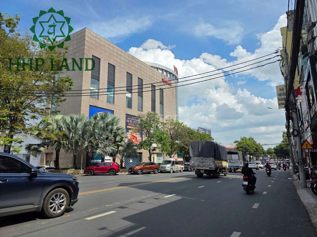 Sang mặt bằng trống đường Dương Tử Giang, gần Vincom Biên Hòa