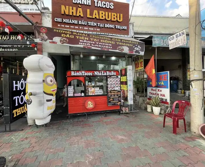 Sang quán bánh tacos