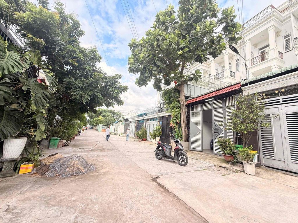 Đi nước ngoài- Cần sang gấp nhà Thạnh Lộc 37 – ảnh 2