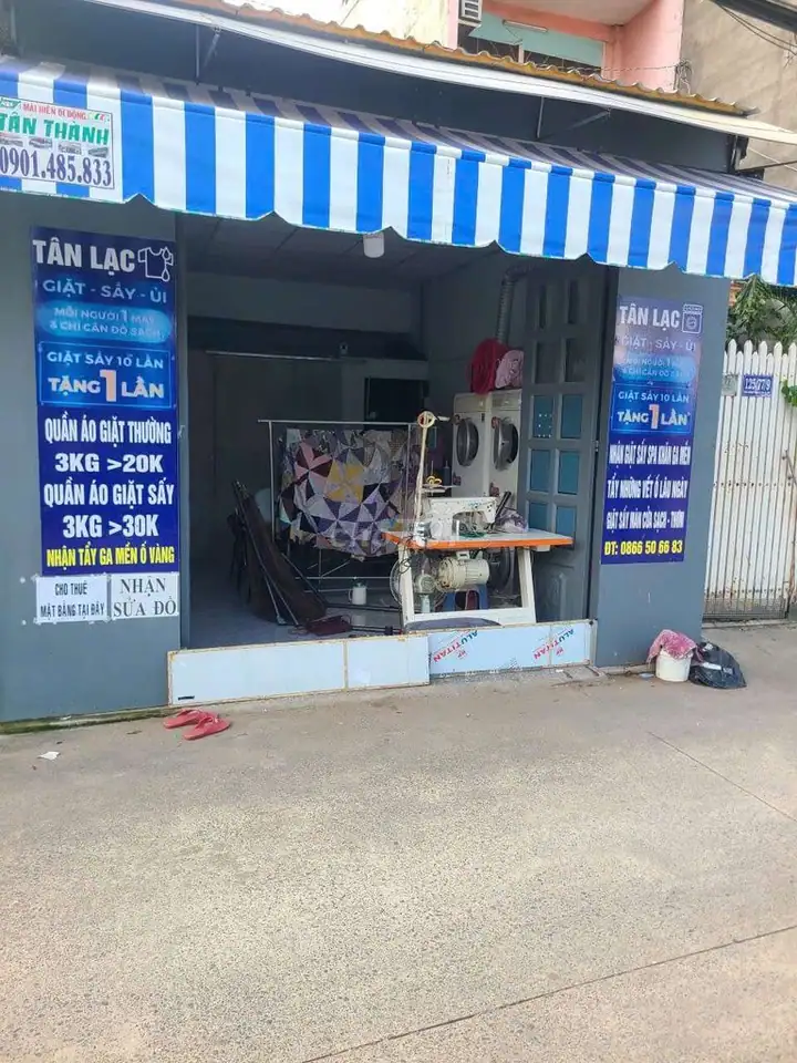 Sang lại mặt bằng
