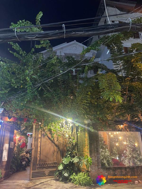 Sang Nhượng Quán Cà Phê Ở Quận Phú Nhuận