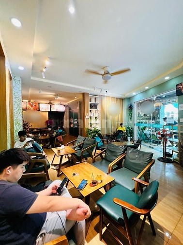 Sang quán cafe góc 2 mặt tiền gần ĐH Bách Khoa , ĐH Hoa Sen Quận 10 – ảnh 3