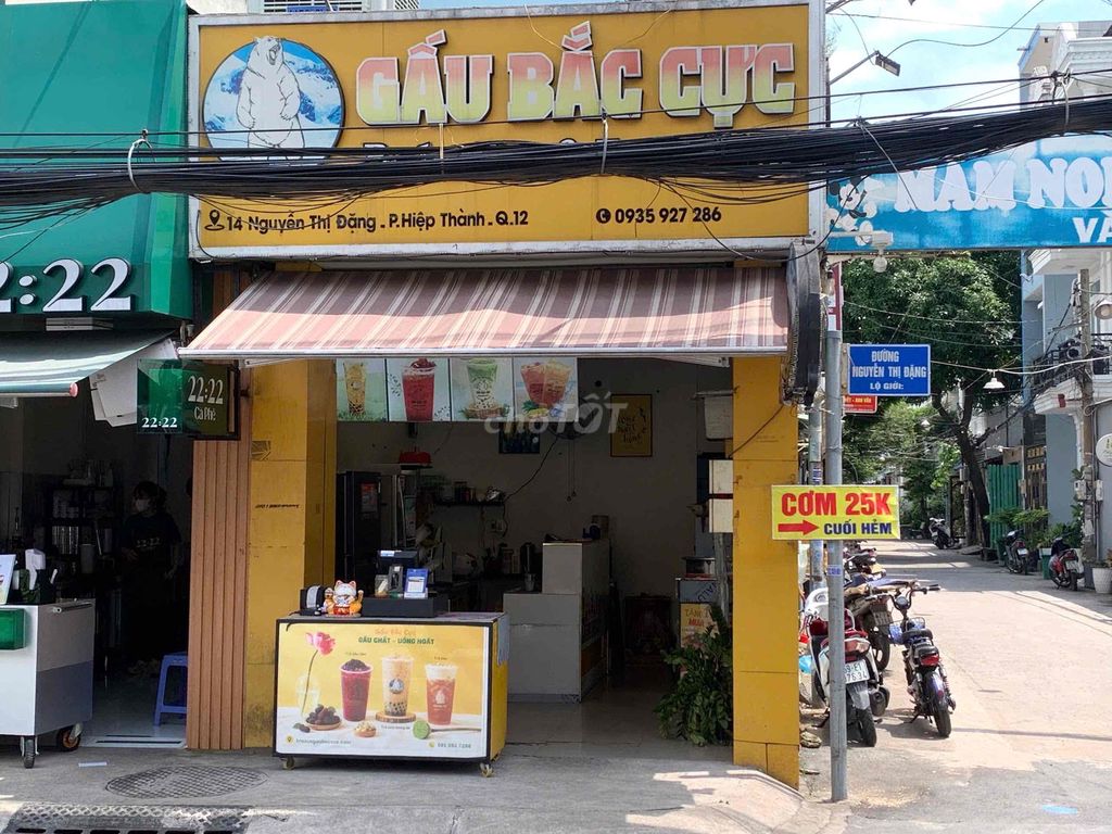 E cần sang gấp quán trà sữa 2 mặt tiền vị trí siêu đẹp co khách ổn áp