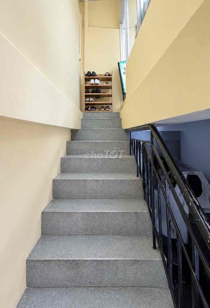 Cần sang gấp quan CF đang kinh doanh 9x11 mặt tiền đường – ảnh 2