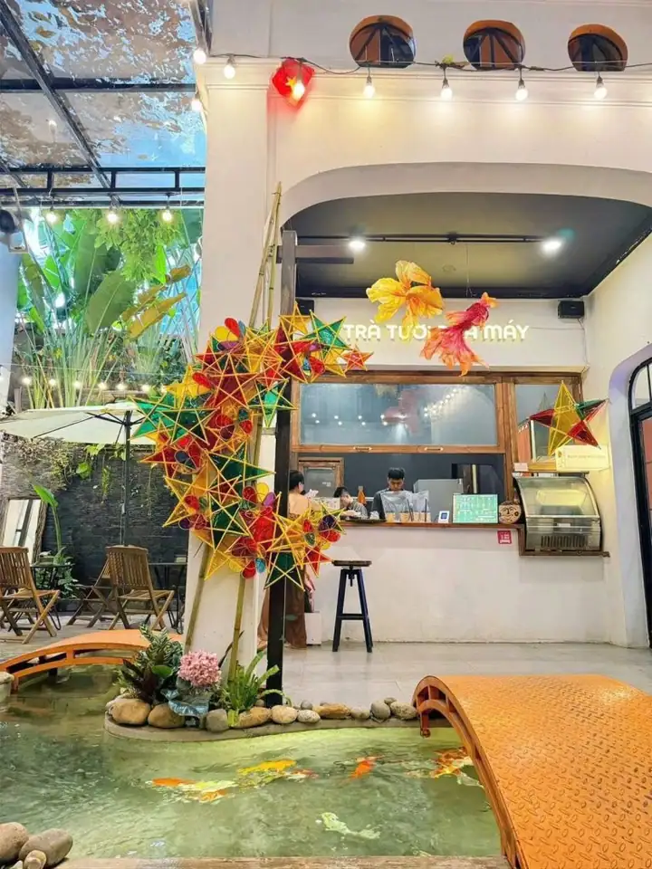 Sang nhượng quán cafe biệt thự 3 tầng – Ô chợ Dừa, Đống Đa – giá chỉ 600TR