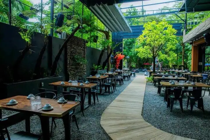 Sang nhượng / cho thuê nhà hàng sân vườn cao cấp tại trung tâm rạch giá