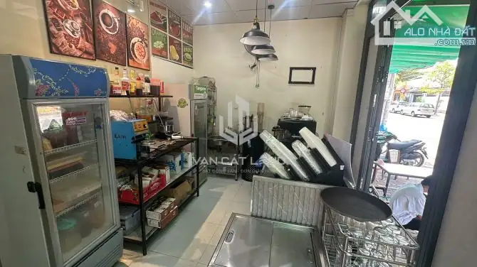 Sang quán cafe – trà sữa cù chính lan, P.9 – căn góc 2 mặt tiền, setup sẵn