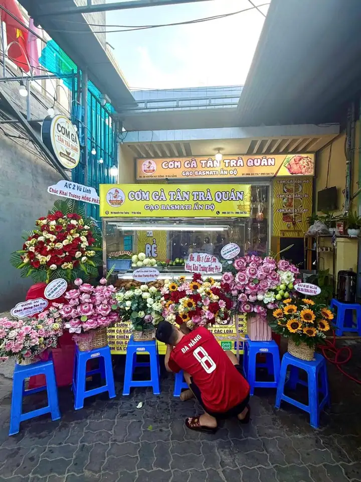 Sang nhượng quán cơm đang hoạt động tốt – full công thức & thương hiệu