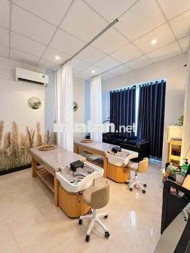 Sang nhượng spa dưỡng sinh 2 mặt tiền – nguyễn thượng hiền, Phú Nhuận
