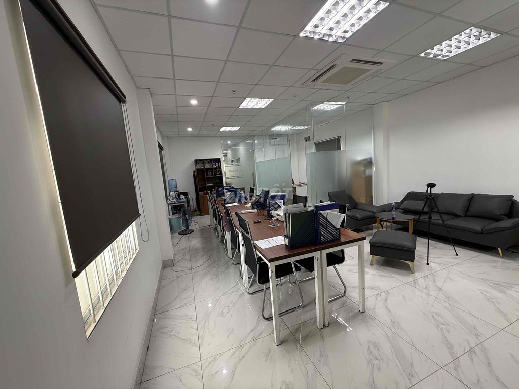 Sang lại mặt bằng văn phòng 50m2 85 Tân cảng Bình Thạnh
