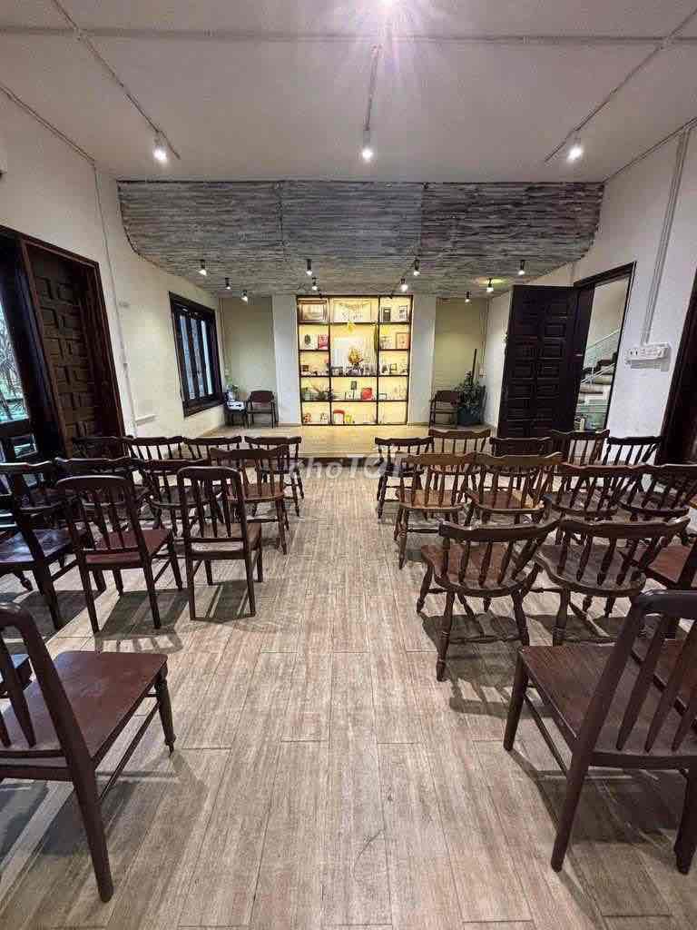 Sang quán CF check in chill chill sẵn tất cả kể cả data khách vào làm – ảnh 3
