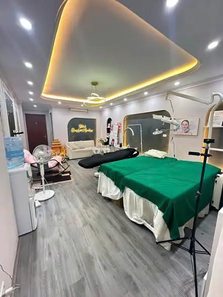 Chính chủ cần nhượng gấp phòng tiêm / spa – mặt phố dịch vọng, Cầu Giấy